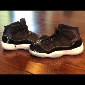 Jordan 11 Space Jam Size 6y